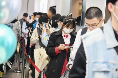 一加 Ace 2 原神定制礼盒 Pop-up 活动开启 八城联动人气火爆